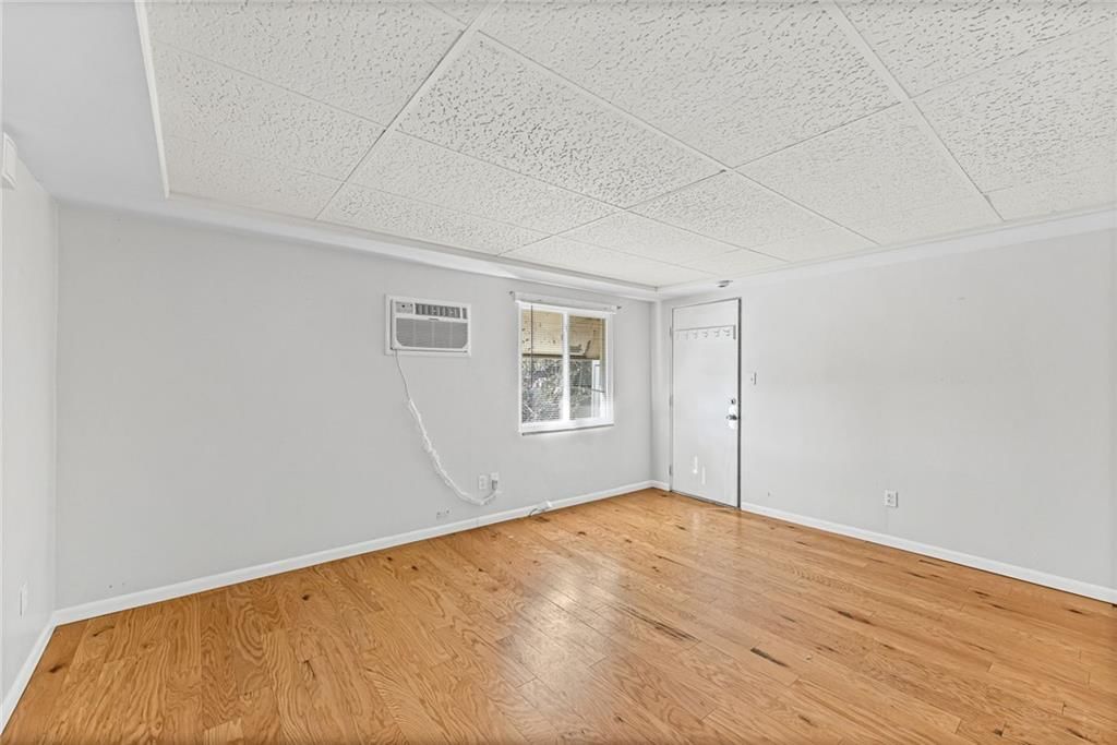 Photo 21 of 36 - S. Mill Street #2440, Kansas City, KS 66103