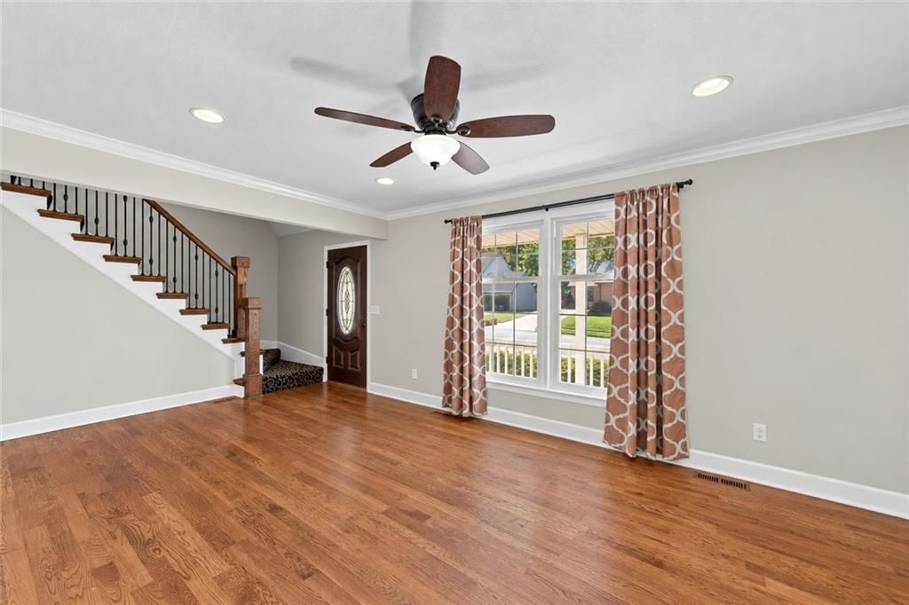 16218 W 143rd Terrace, Olathe, KS: listing photo 3