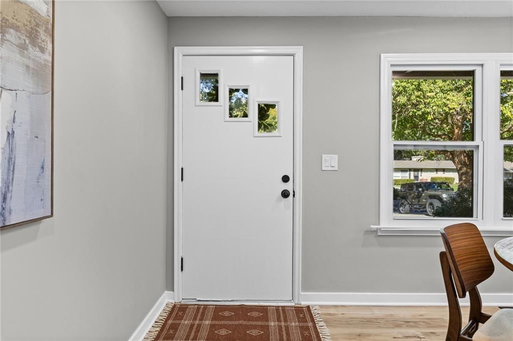 Photo 3 of 44 - 6601 W 79th Street, Overland Park, KS 66204