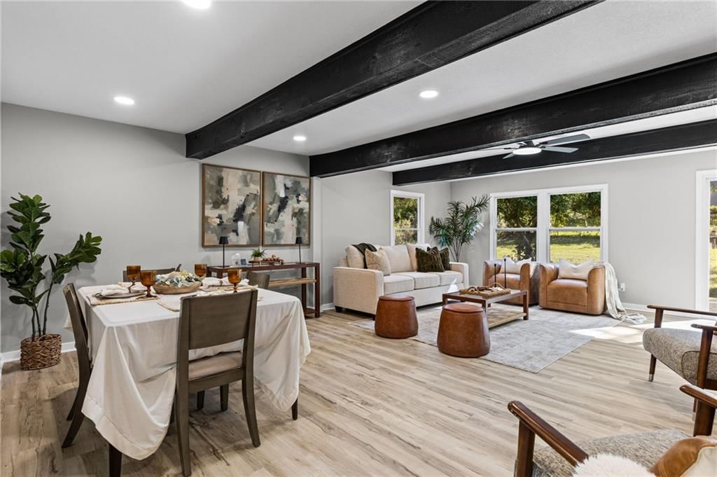 Ceiling beams at 6601 W 79th Street, Overland Park, KS 66204