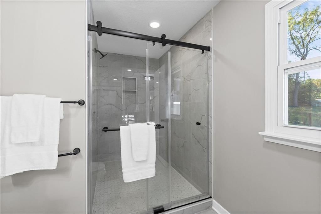 Photo 28 of 44 - 6601 W 79th Street, Overland Park, KS 66204