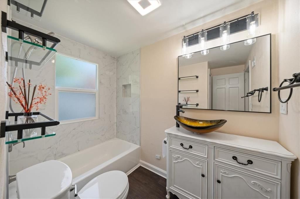 Photo 21 of 27 - 2216 Nebraska Avenue, Kansas City, KS 66102