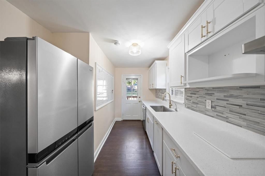 Photo 12 of 27 - 2216 Nebraska Avenue, Kansas City, KS 66102