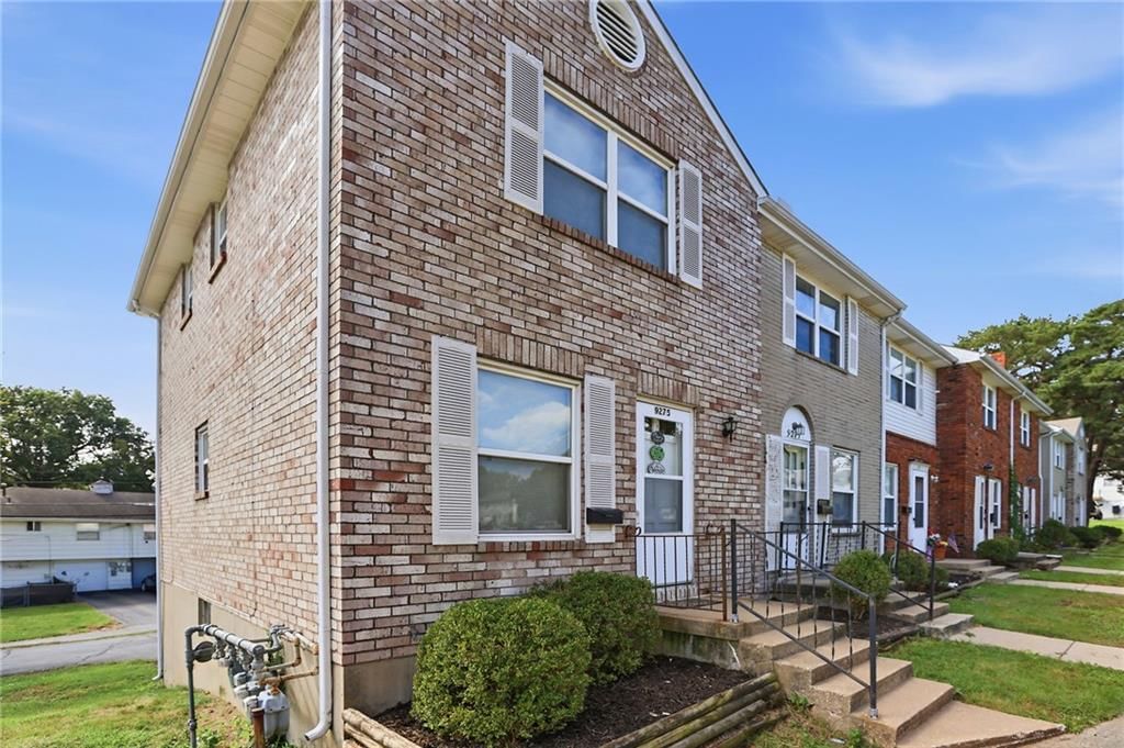 9275 Nieman Road, Overland Park, KS