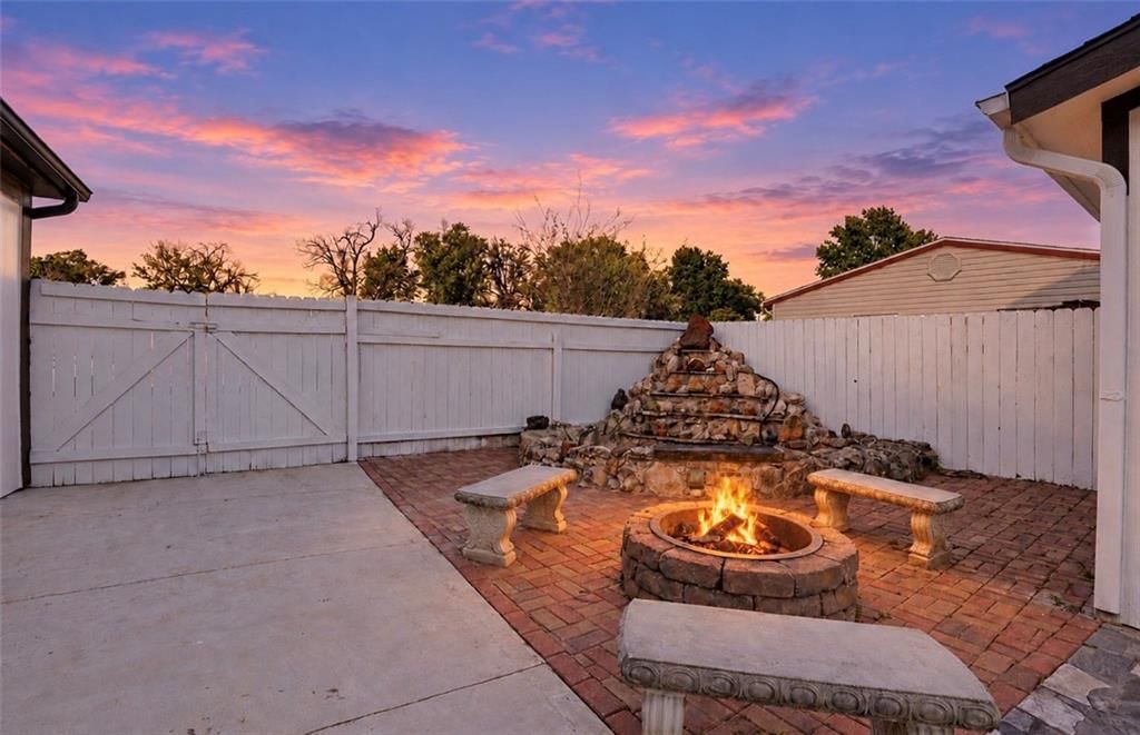 Photo 28 of 30 - 2531 S 52ND Street