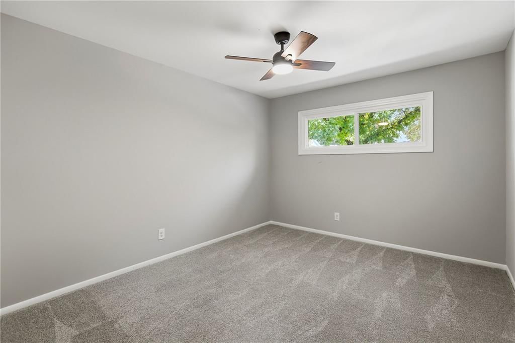 Photo 22 of 31 - 6562 W 51st Street