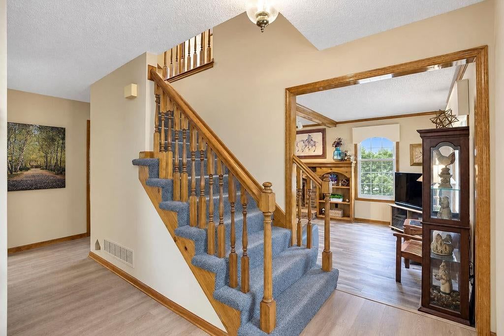 Photo 15 of 36 - 11609 W 116th Street, Overland Park, KS 66210