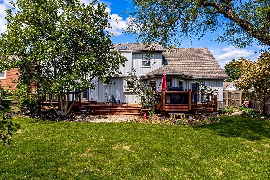 Photo 4 of 36 - 11609 W 116th Street, Overland Park, KS 66210