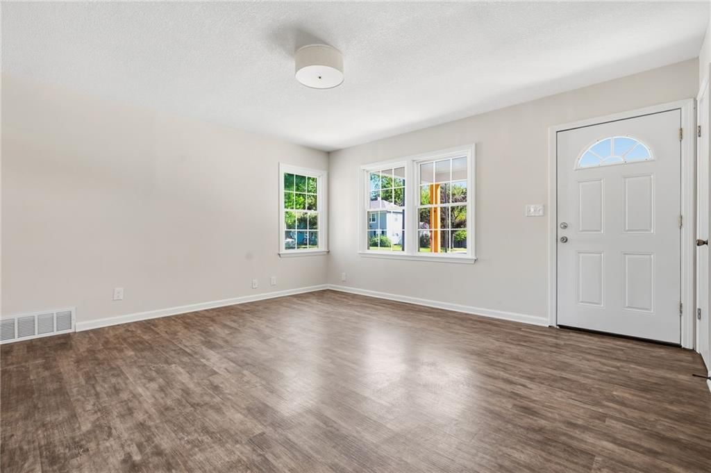 7300 Wyandotte Street, Kansas City, MO: listing photo 3