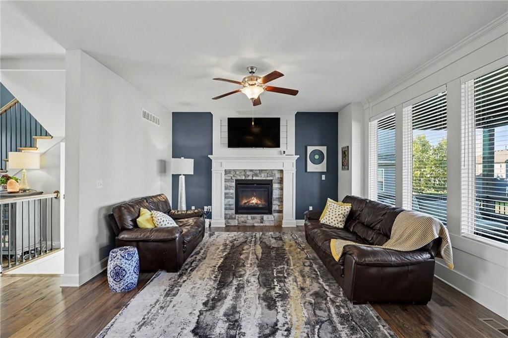 Photo 7 of 38 - 16046 W 172nd Terrace, Olathe, KS 66062