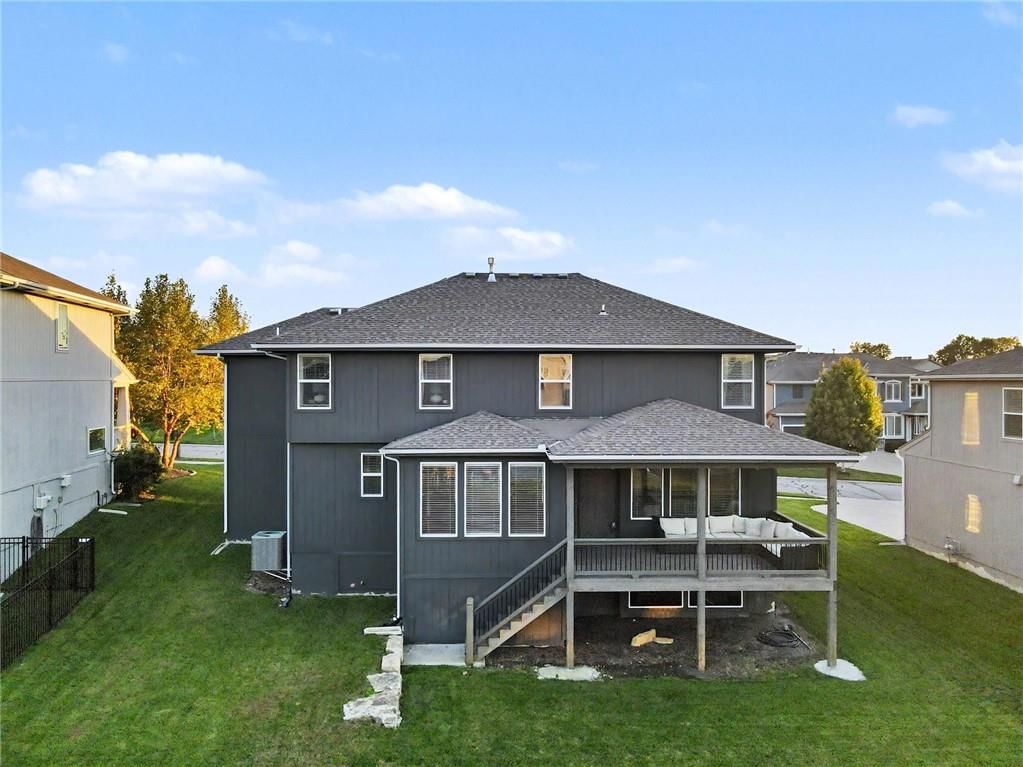 Photo 33 of 38 - 16046 W 172nd Terrace, Olathe, KS 66062