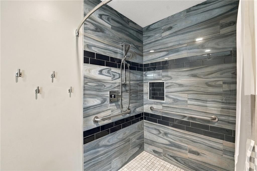 Photo 23 of 56, 1809 E 155th Street, Olathe, KS 66062