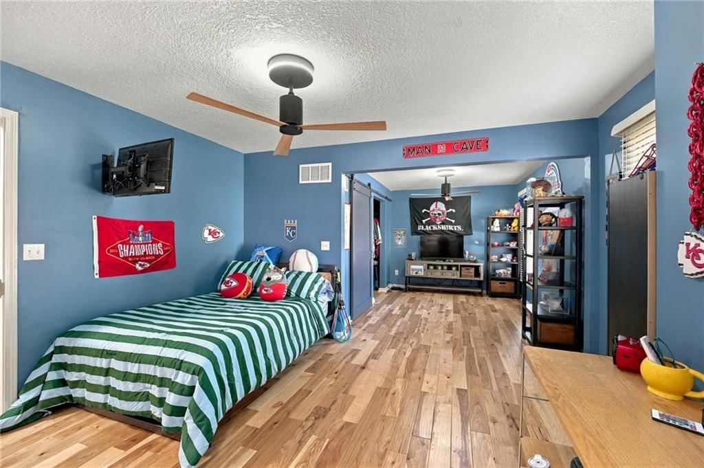Photo 31 of 56, 1809 E 155th Street, Olathe, KS 66062