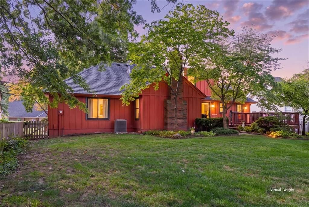 Photo 35 of 42 - 204 NW Cypress Street, Lee's Summit, MO 64064