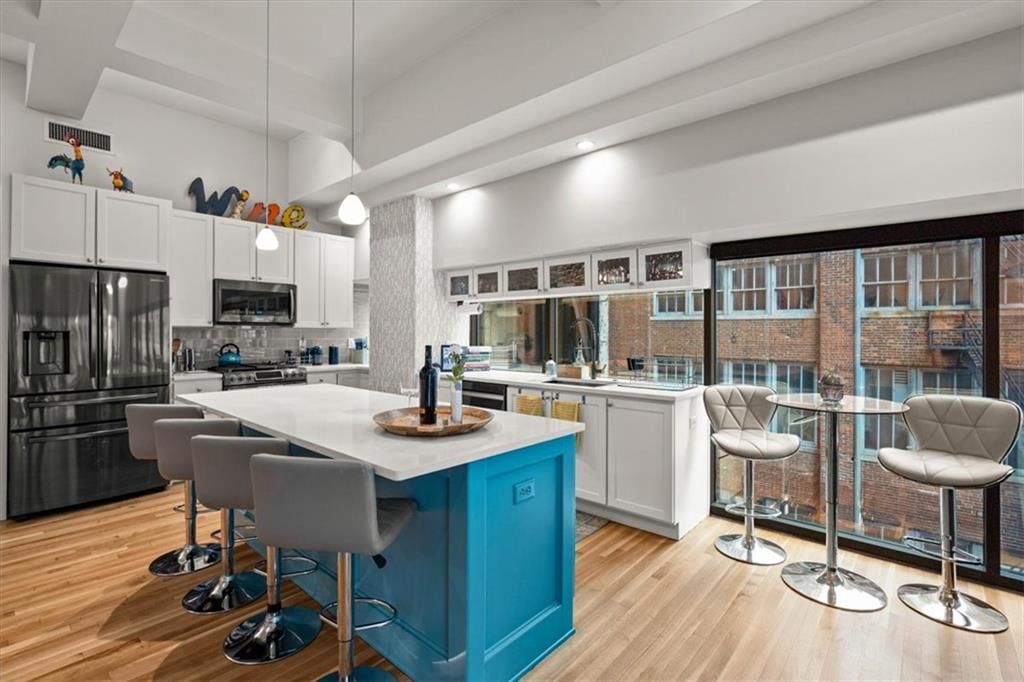 Photo 32 of 41 - 1101 Walnut Street #609, Kansas City, MO 64106