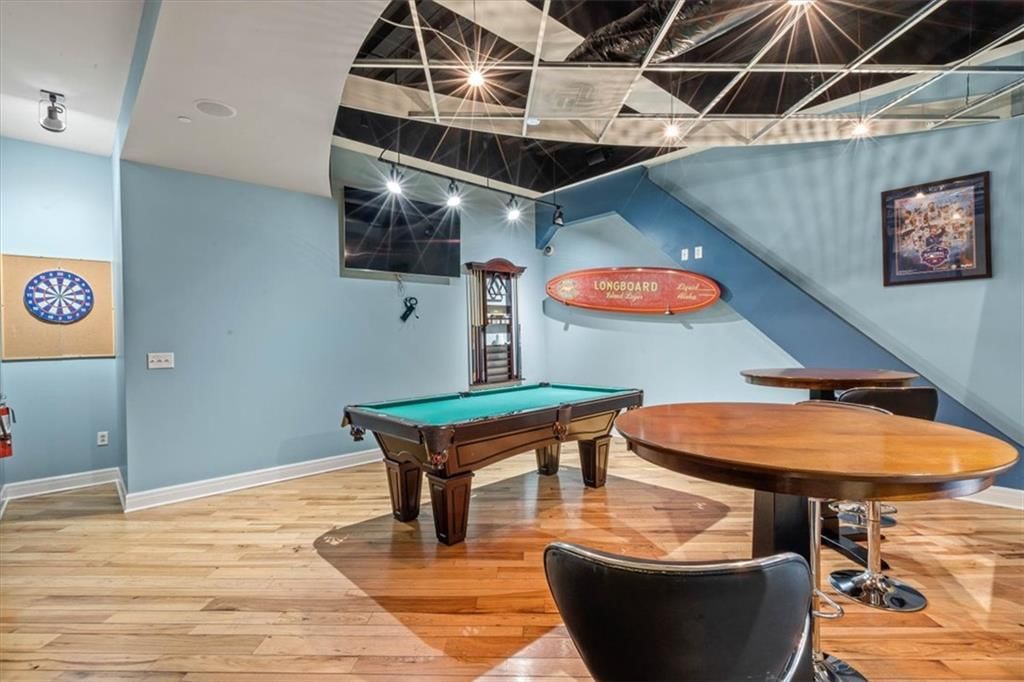 Photo 6 of 41 - 1101 Walnut Street #609, Kansas City, MO 64106