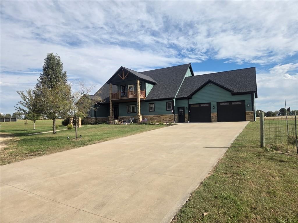 19704 W 278th Terrace, Paola, KS