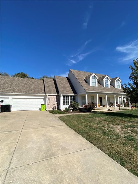2610 Quail Street, Harrisonville, MO: listing photo 2