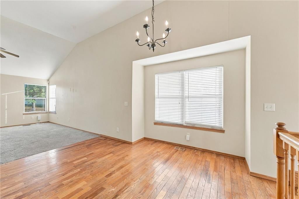 Wall of windows at 200 SW Chartwell Drive, Lee's Summit, MO 64082