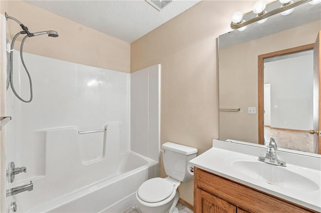 Tiled shower at 200 SW Chartwell Drive, Lee's Summit, MO 64082