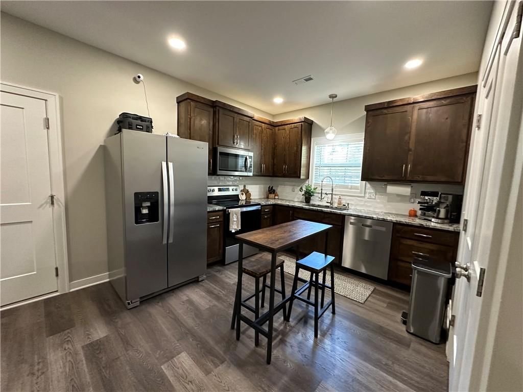 Photo 7 of 9 - 209 E 2nd Street, Creighton, MO 64739