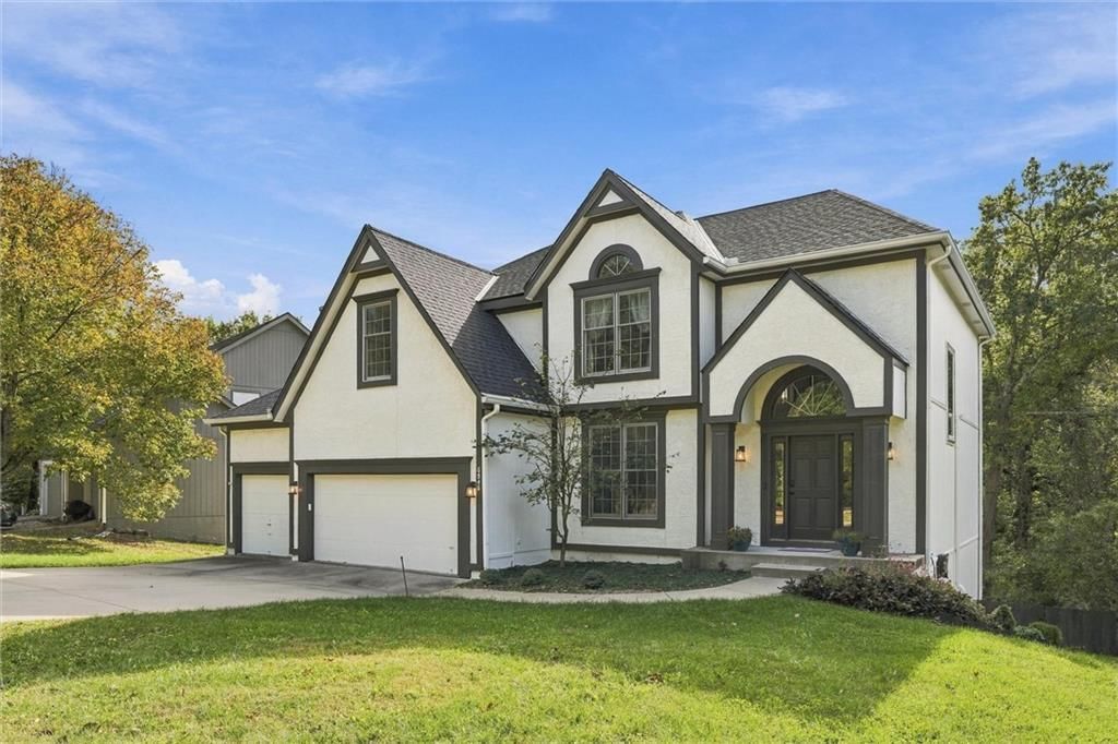 6946 Oakview Street, Shawnee, KS: listing photo 3