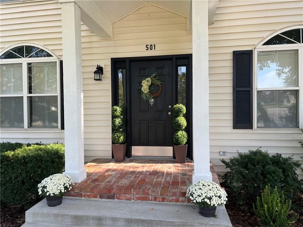 501 Hardwick Circle, Liberty, MO: listing photo 2
