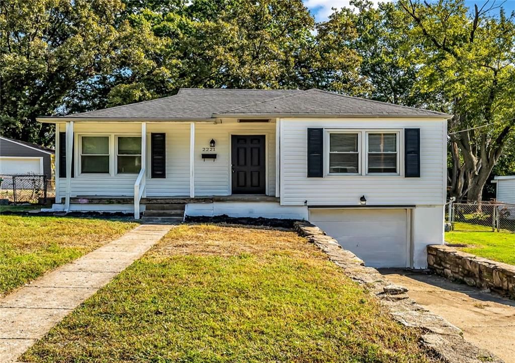 2221 N 36th Street, Kansas City, KS