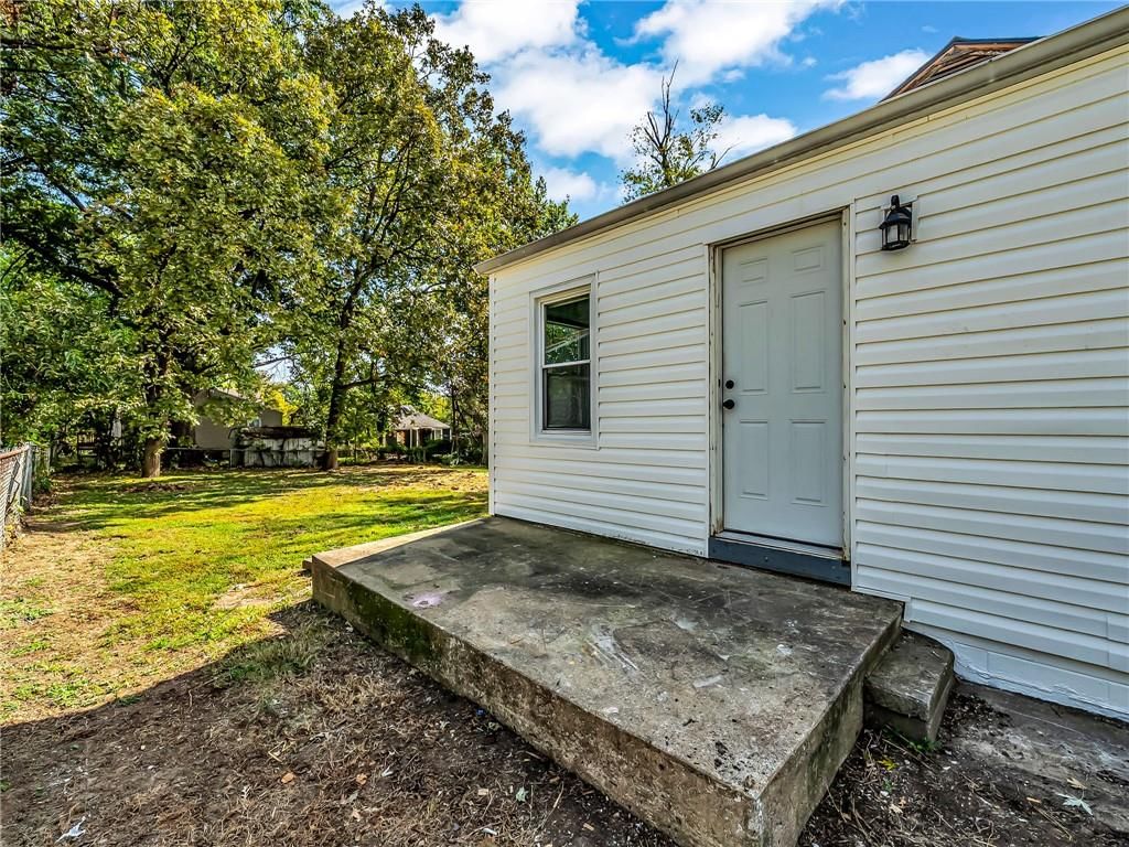 Concrete patio at 2221 N 36th Street, Kansas City, KS 66104