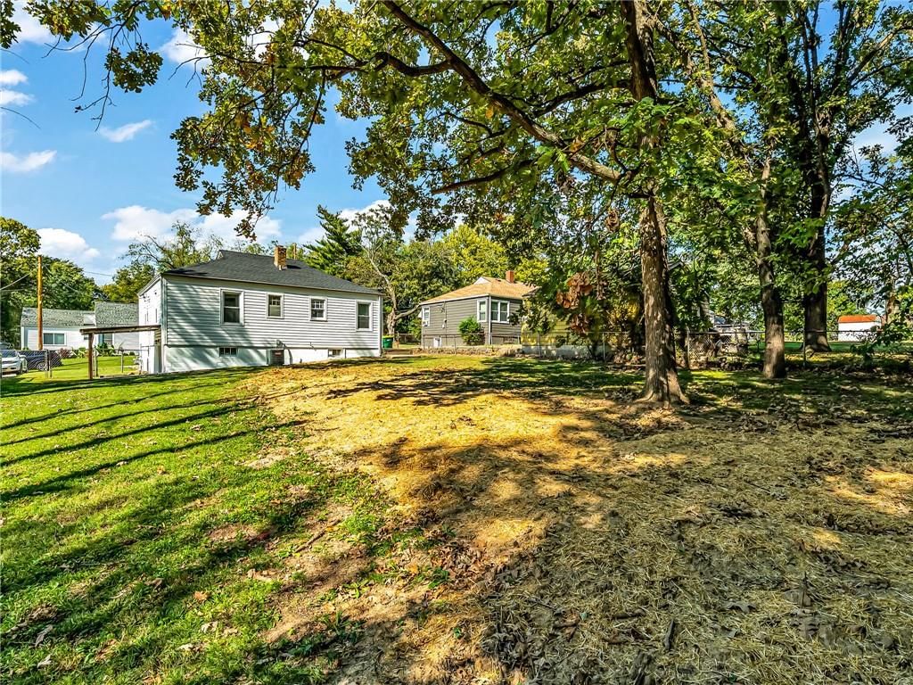 Photo 14 of 19 - 2221 N 36th Street, Kansas City, KS 66104