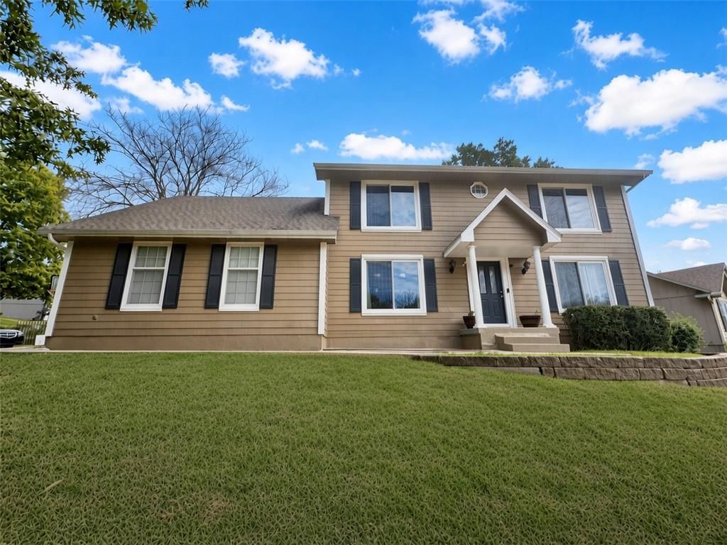 3690 SW Kimstin Circle, Blue Springs, MO