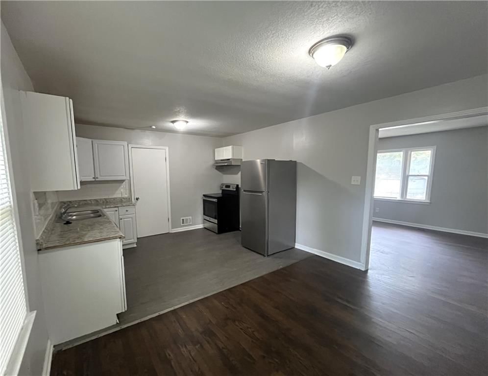 Stainless steel appliances at 7416 Montgall Avenue, Kansas City, MO 64132