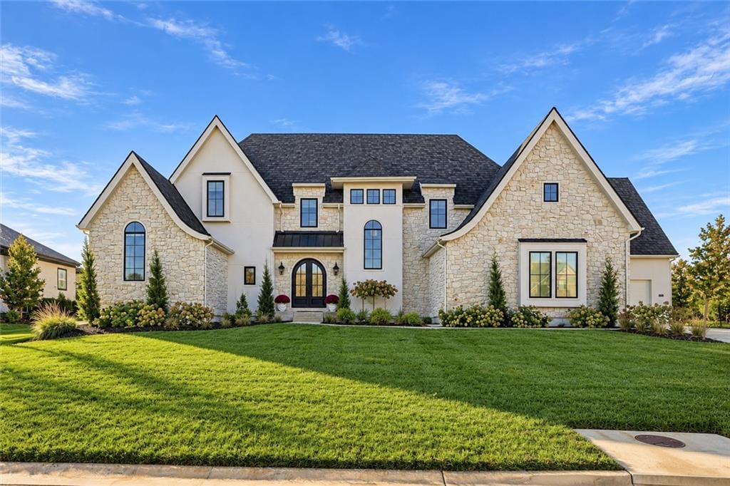 10611 W 173rd Terrace, Overland Park, KS