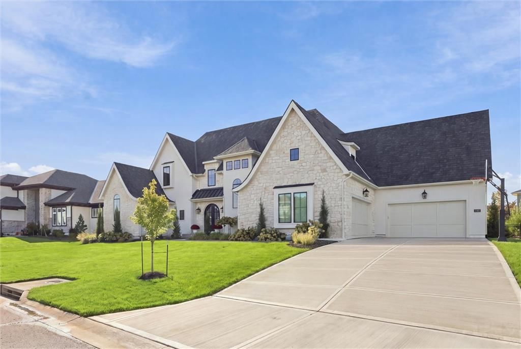 10611 W 173rd Terrace, Overland Park, KS: listing photo 2
