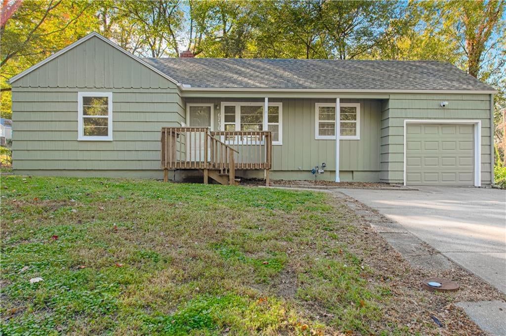 6730 Hawthorne Avenue, Raytown, MO: listing photo 2