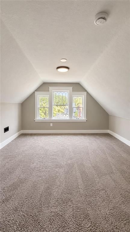 Carpet at 3942 Flora Avenue, Kansas City, MO 64110