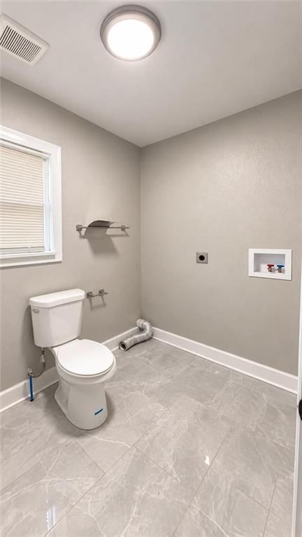 Photo 12 of 22 - 3942 Flora Avenue, Kansas City, MO 64110