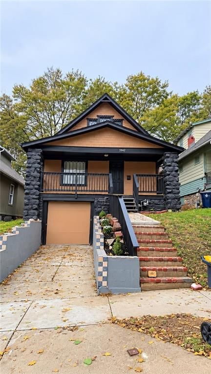 3942 Flora Avenue, Kansas City, MO: listing photo 2