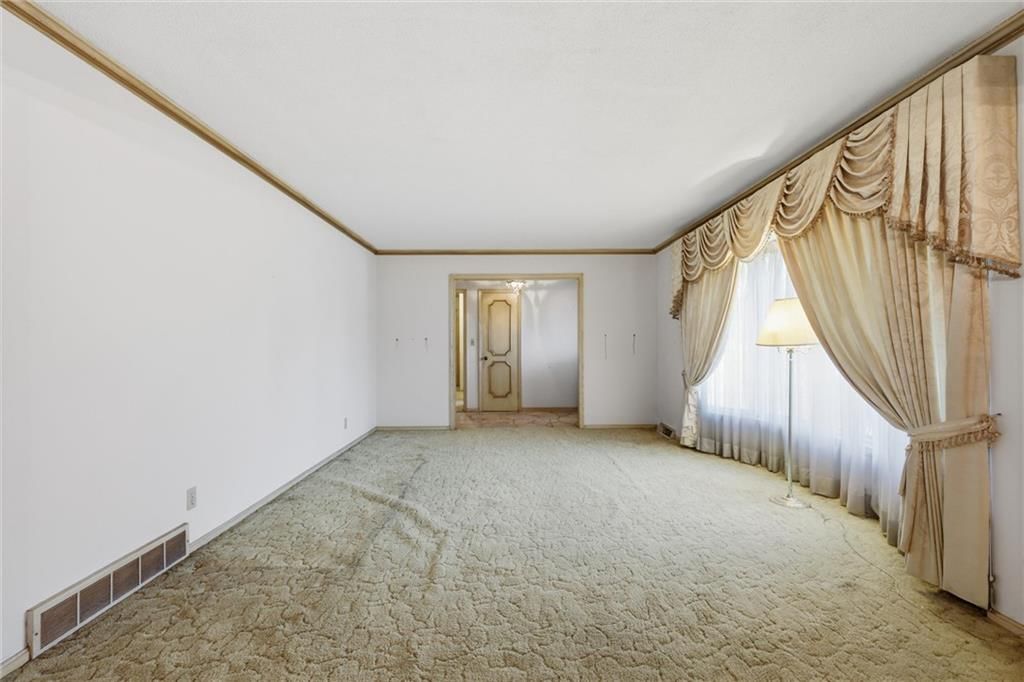 Photo 6 of 60 - 9209 W 47th Street, Merriam, KS 66203