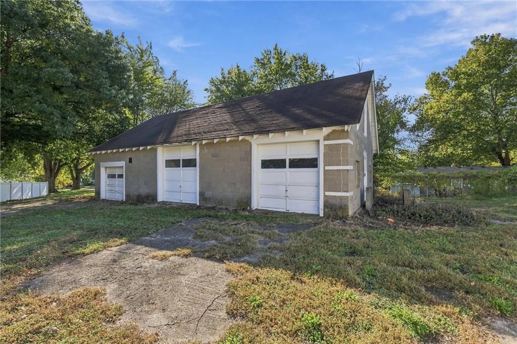 Photo 53 of 60 - 9209 W 47th Street, Merriam, KS 66203