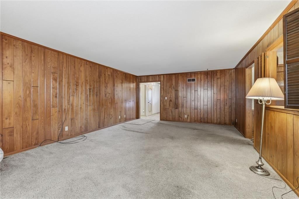 Photo 24 of 60 - 9209 W 47th Street, Merriam, KS 66203