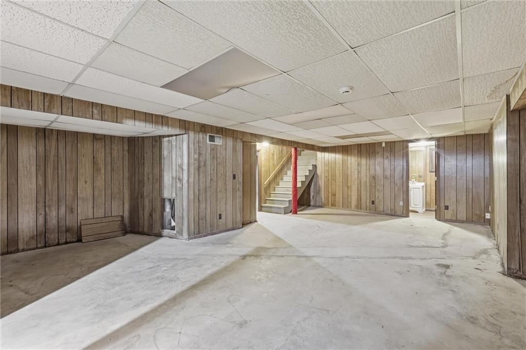 Photo 35 of 60 - 9209 W 47th Street, Merriam, KS 66203