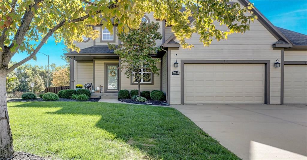 20903 W 116th Terrace, Olathe, KS