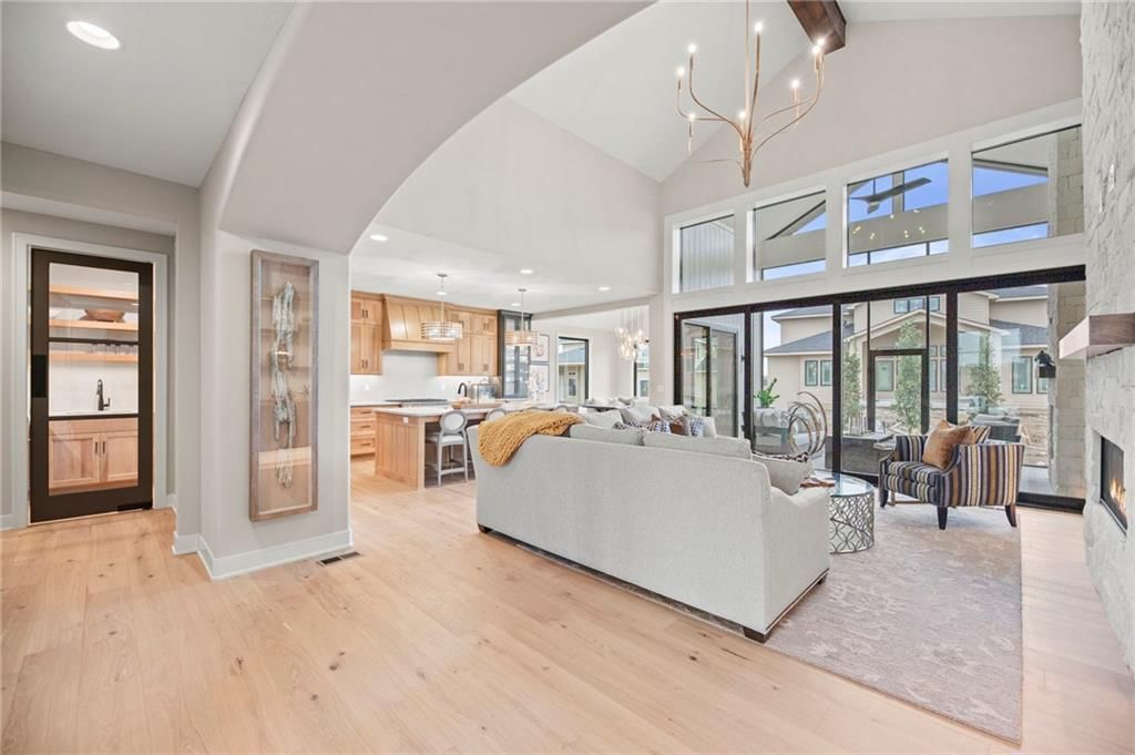 Open floor plan at 17605 Carter Street, Overland Park, KS 66221