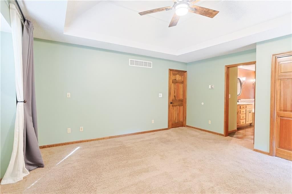 Photo 21 of 45 - 5101 S Tierney Court