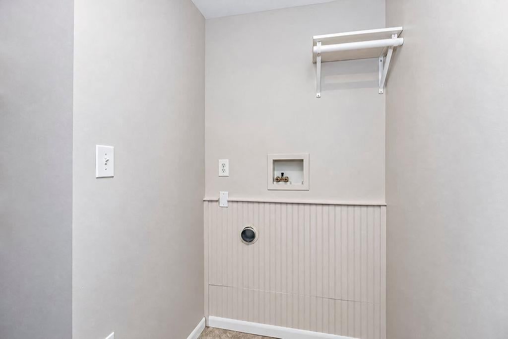Photo 11 of 33 - 622 Walnut Street, Liberty, MO 64068