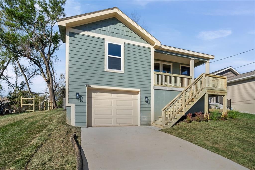 2714 N 21st Place, Kansas City, KS: listing photo 3