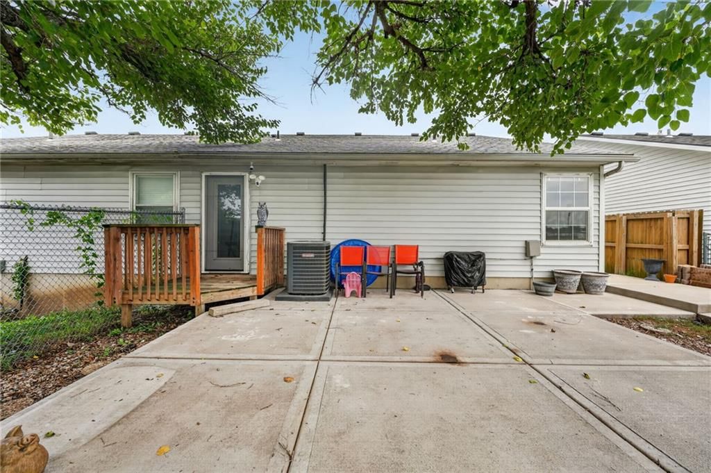 Photo 36 of 38 - 123 E Madison Street, Gardner, KS 66030