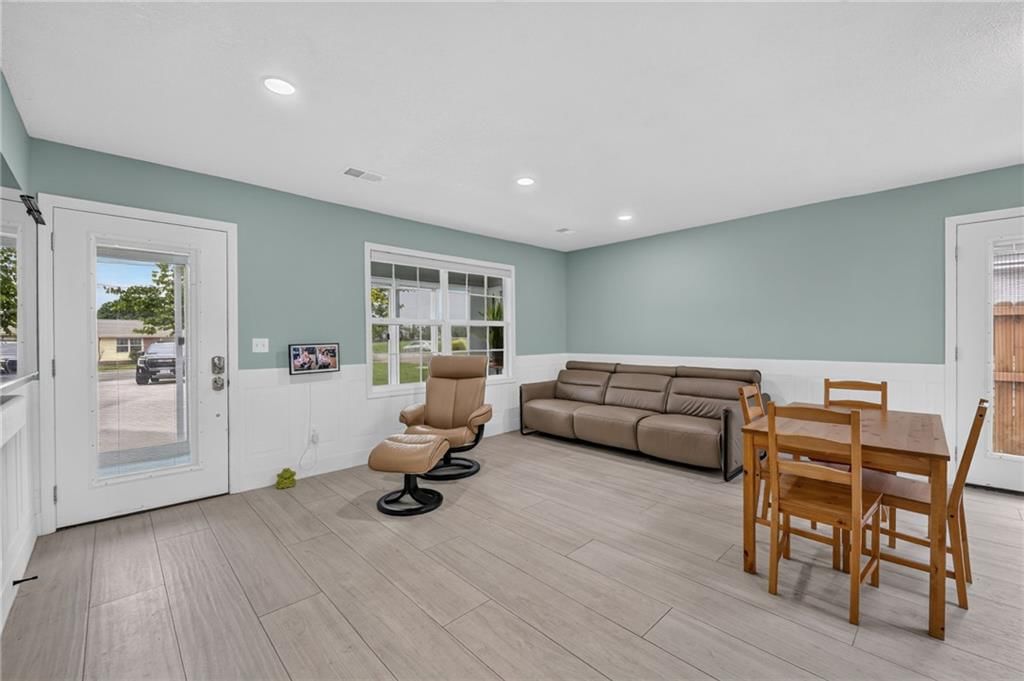 Photo 17 of 38 - 123 E Madison Street, Gardner, KS 66030
