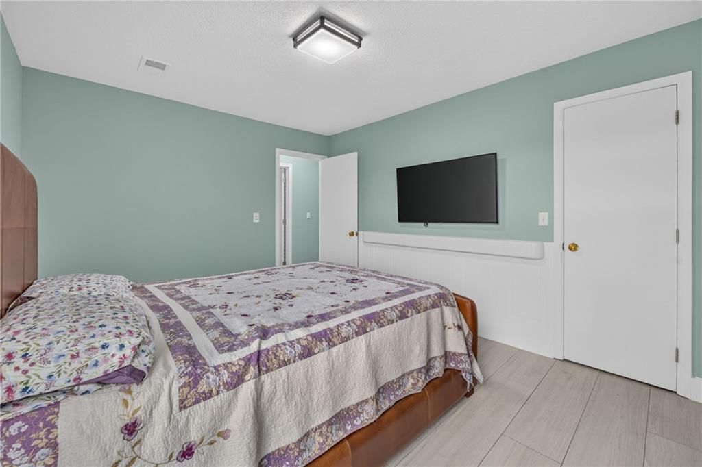 Photo 30 of 38 - 123 E Madison Street, Gardner, KS 66030
